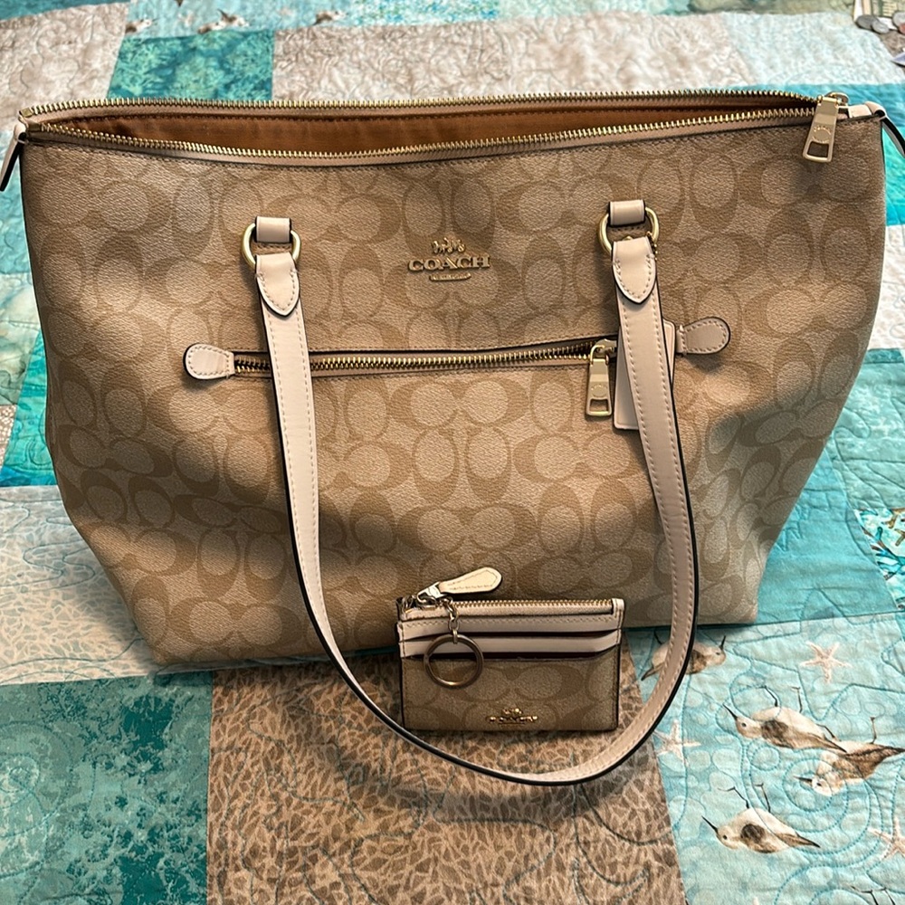 Coach shoulder bag and card case